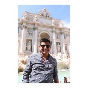 Meet your Posher, Juan de dios